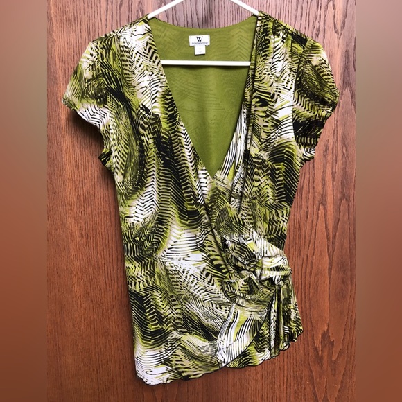 Worthington Women's Shirt Blouse Medium Green Black Floral Jungle Abstract Wrap - Picture 1 of 16
